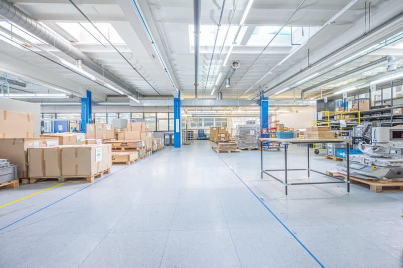 Large modular and divisible commercial space (5)