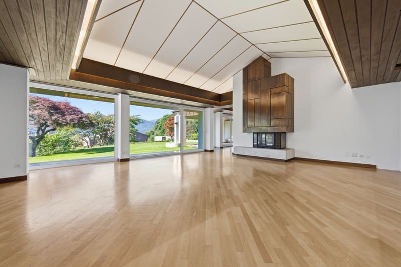 Exklusive Villa mit Pool an privilegierter Lage (5)