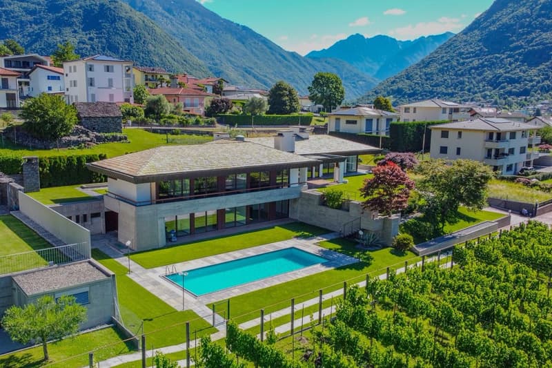 Villa exclusive avec piscine dans un emplacement privilégié (14)
