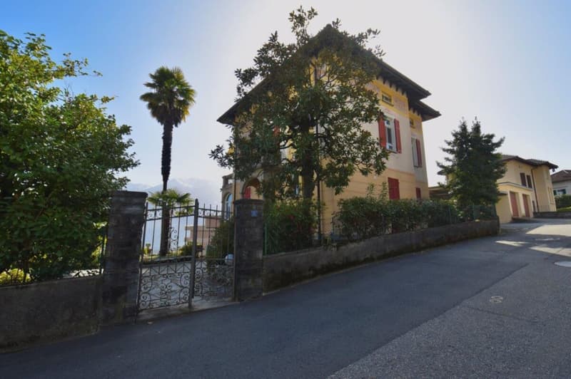 Maison multifamiliale historique avec terrain dans un excellent emplacement (5)