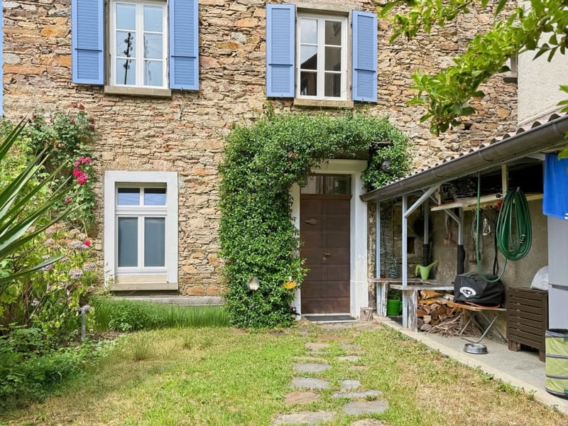 Affascinante casa di nucleo con giardino con vista panoramica (1)