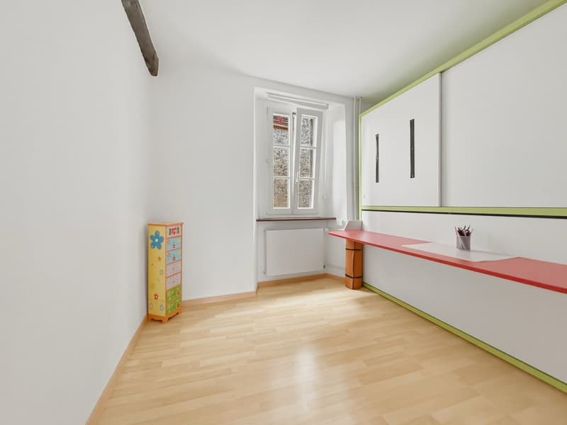 Charmantes, teilmöbliertes Dorfhaus mit Garten zur Miete im Herzen von Fescoggia (4)