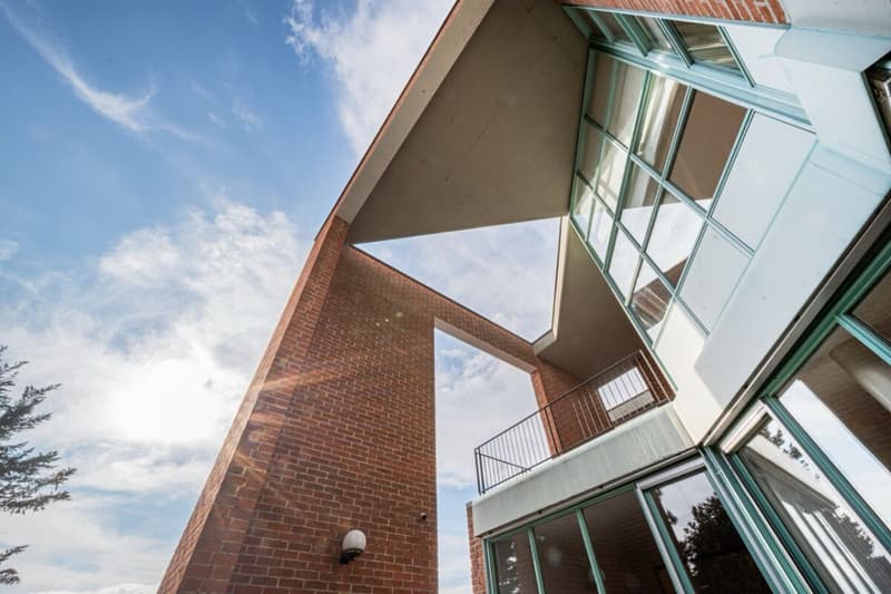 Villa mit ikonischer Architektur, Panoramablick (7)