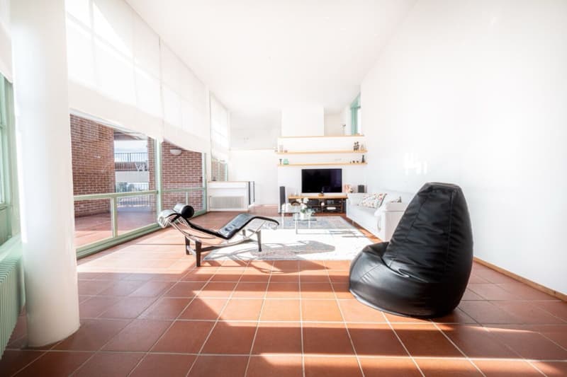 Villa mit ikonischer Architektur, Panoramablick (3)