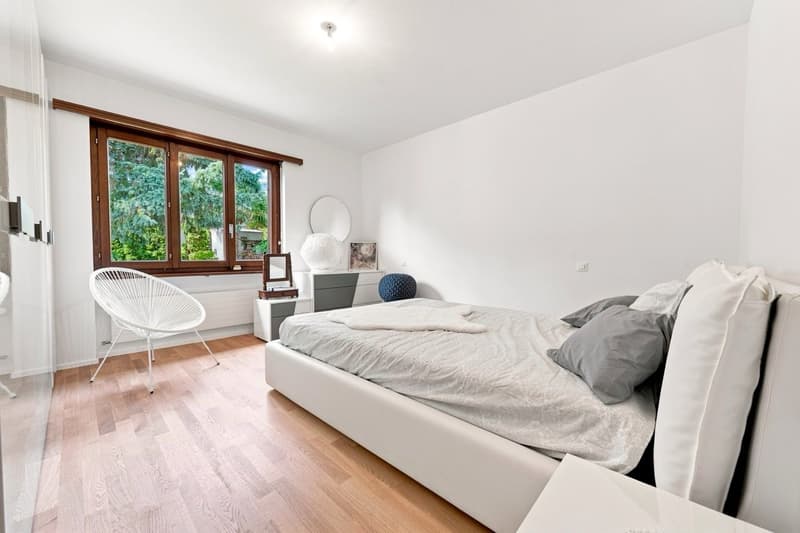 Spazioso appartamento con grande giardino in zona tranquilla (8)