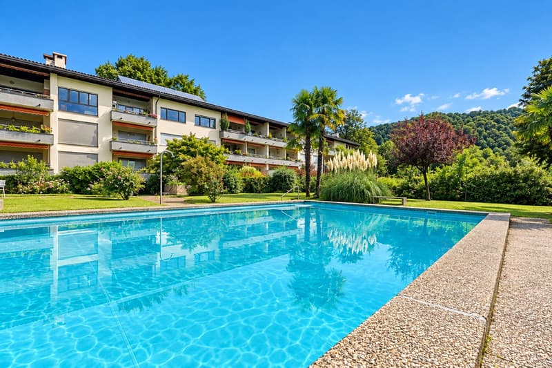 Appartamento ristrutturato in residenza con piscina (1)