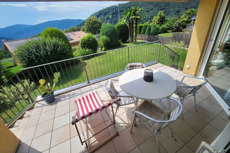 Elegante Residenz mit weitem Ausblick auf die Landschaft (4)