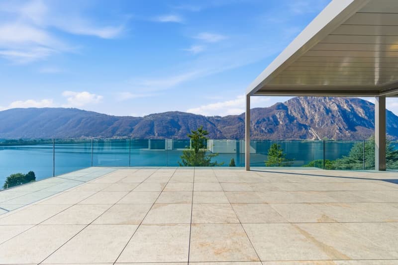 Residenza Ceresio 52: Attikawohnung mit grosser Panoramaterrasse (1)