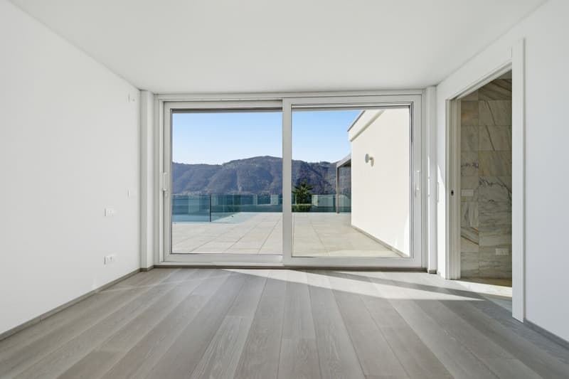 Residenza Ceresio 52: Attikawohnung mit grosser Panoramaterrasse (11)