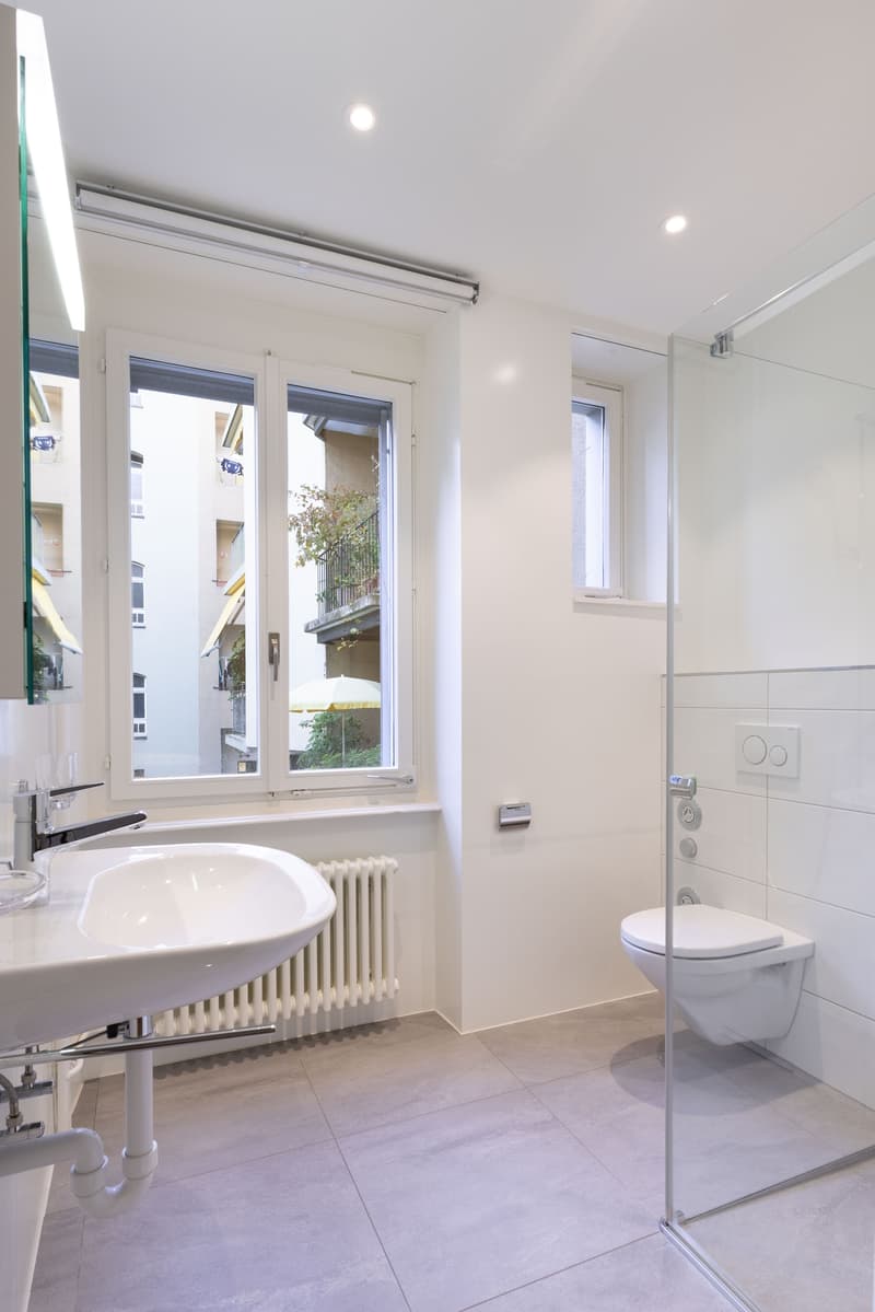 Stilvolle 2-Zimmer-Altbauwohnung im 1. OG mit Rheinblick (5)
