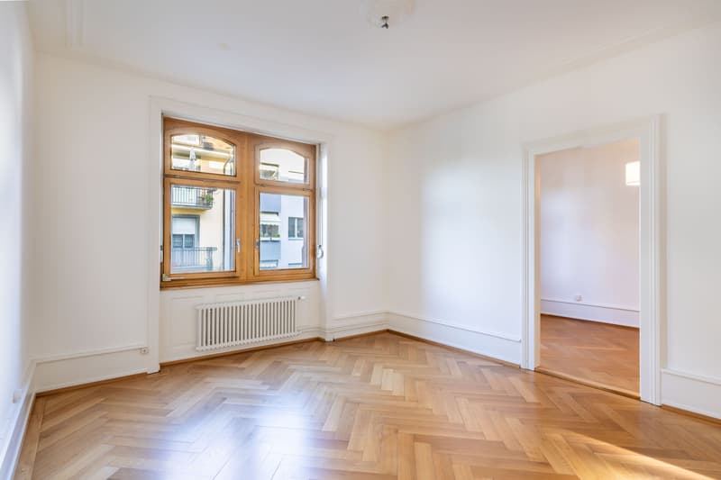 Stilvolle 2-Zimmer-Altbauwohnung im 1. OG mit Rheinblick (2)
