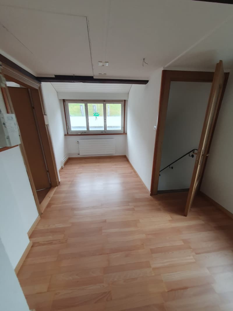 charmantes 4.5 Zimmer-Einfamilienhaus (4)