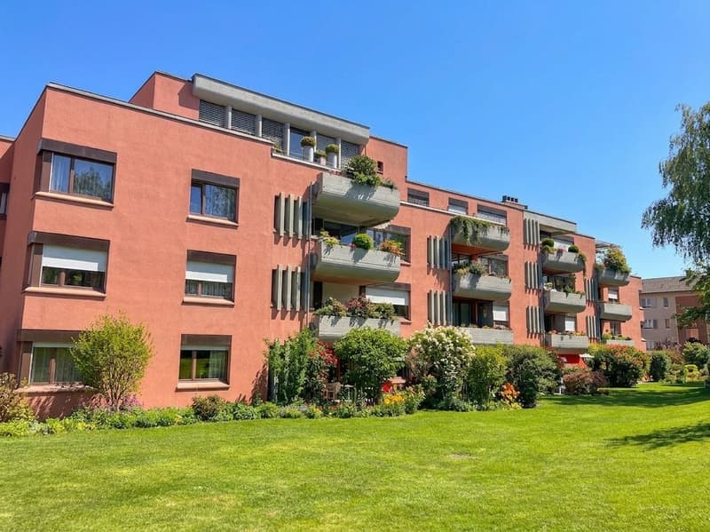 80 m² garden apartment with chimney - just a few steps from the train station (13)