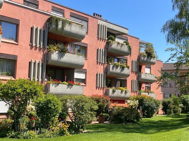 80 m² garden apartment with chimney - just a few steps from the train station (11)