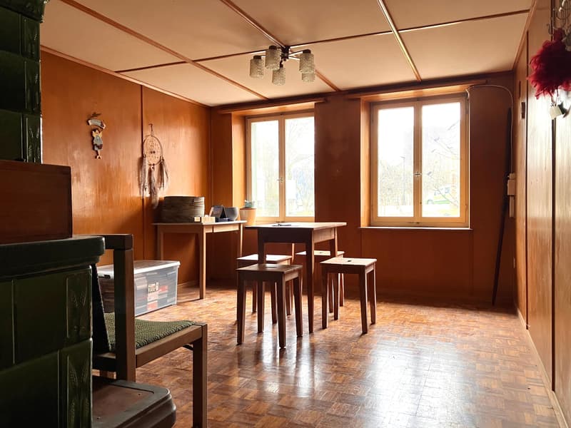 Approved 2-apartment project with large hall and 2'705 m building volume (10)