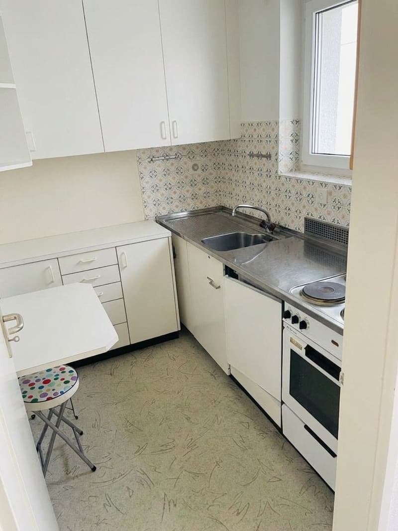 1-Zimmer-Studio mit Balkon in Minusio kaufen, 2. OG mit Lift (3)
