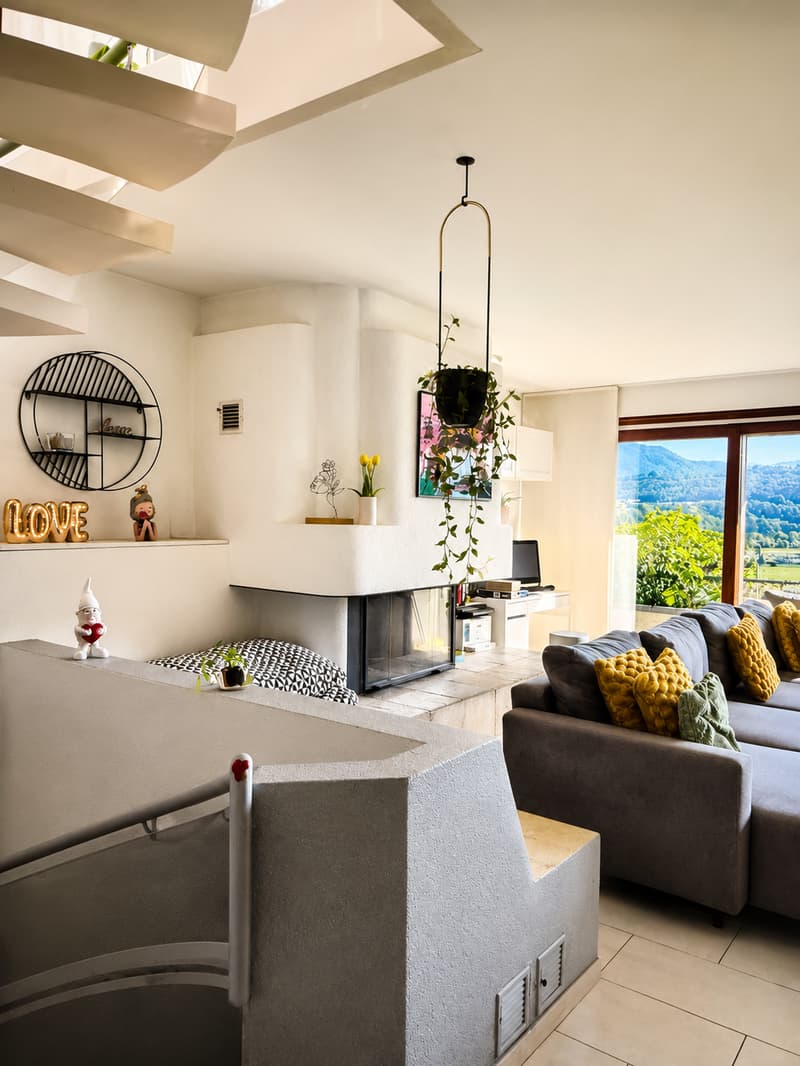 Casa Bifamiliare con Vista Panoramica ad Agno (2)