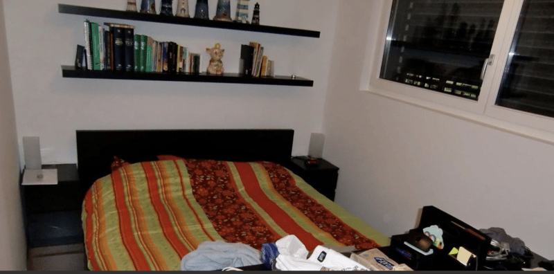 Helles 2.5-Zimmer-Apartment mit Balkon in Muralto (4)