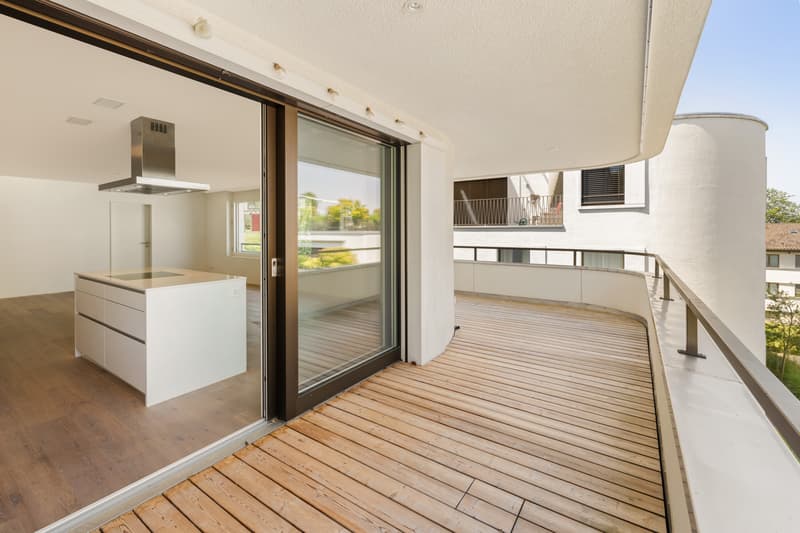 Helle und moderne 5.5 Zimmerwohnung (13)