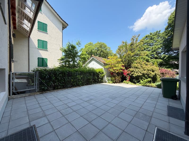Charmant appartement de 3,5 pièces au dernier étage sur Witikonerstrasse à Zurich (11)