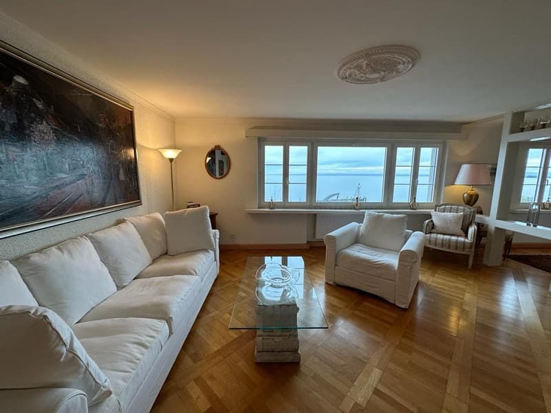 Lakefront Investment! Apartment building with 12 units - prime location! (7)