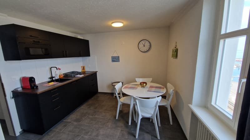 Lakefront Investment! Apartment building with 12 units - prime location! (10)