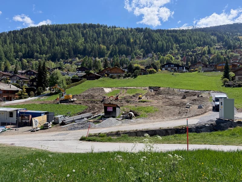 Chalet neuf dans un cadre unique proche de toutes les commodités avec (6)