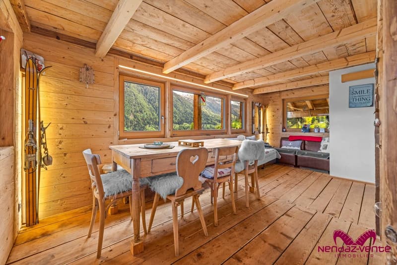 Chalet authentique à louer à la semaine  - un rêve à la montagne (2)