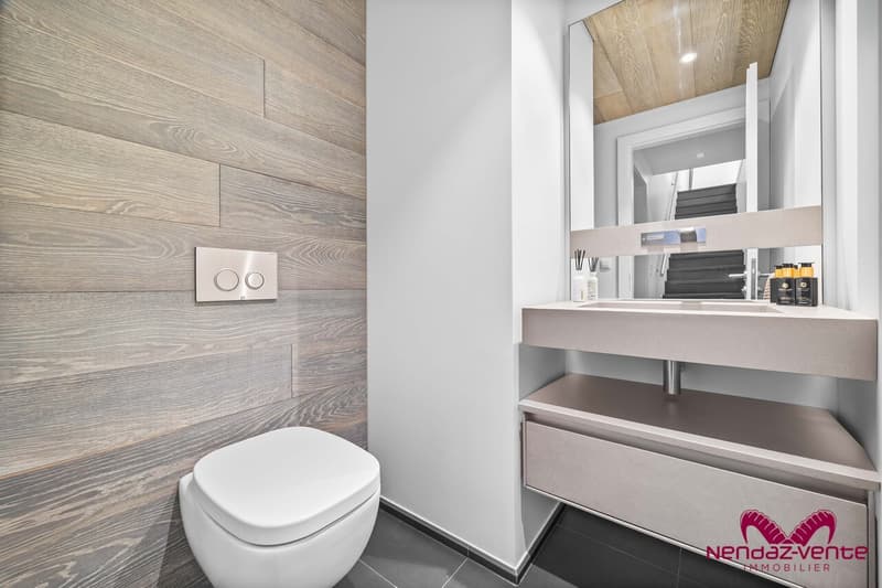 Un chalet de toute beauté aux Rairettes en résidence principale (10)