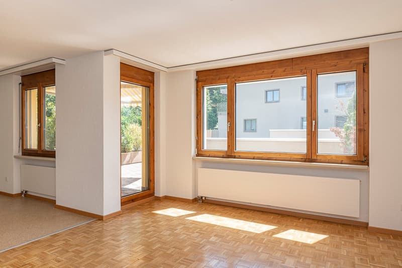 Appartement spacieux 2.5 pièces au centre-ville avec terrasse de 40 m2 (5)