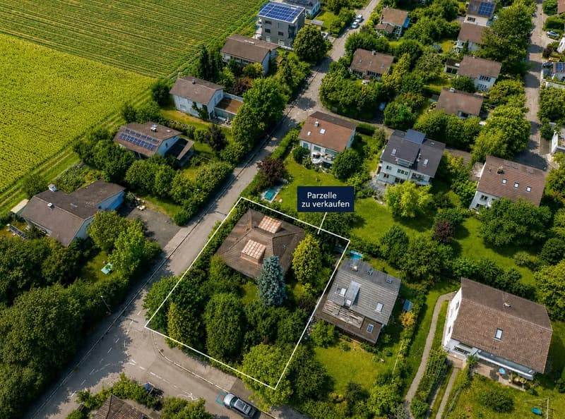 6-Zimmer-Einfamilienhaus mit 761 m² Grundstück in Wabern bei Bern - sanierungsbedürftig, mit viel Entwicklungspotenzial (3)