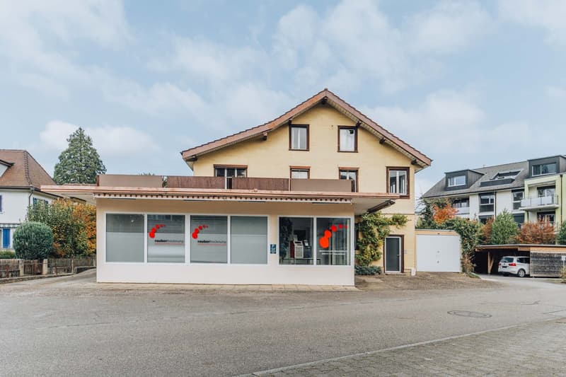 Attraktive 5-Zimmerwohnung mit sehr grosser Terrasse (92m2) mitten in Langenthal (2)