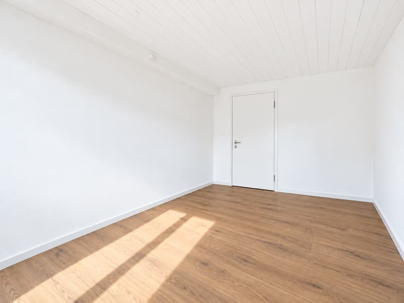 Attraktive 5-Zimmerwohnung mit sehr grosser Terrasse (92m2) mitten in Langenthal (8)