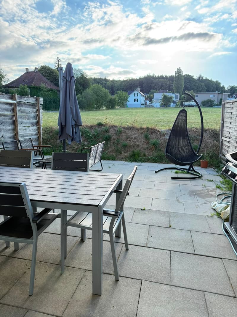 Familienfreundliches 4.5-Zimmer-Reihenmittelhaus mit Garten (9)