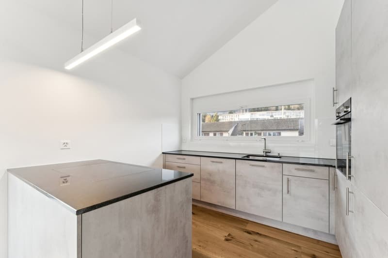 Exclusive 5.5-room attic apartment in Hergiswil – New building with mountain view (3)