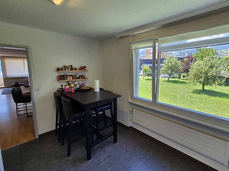 Appartamento luminoso 4.5 locali con balcone in una zona tranquilla – Alpnach Dorf (9)