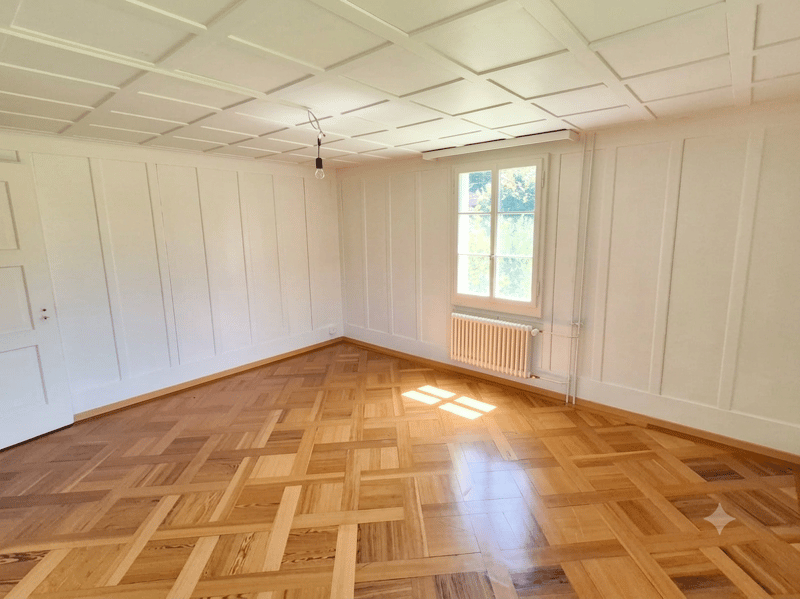 Charming 3.5-room old building apartment with mountain view in Giswil (2)