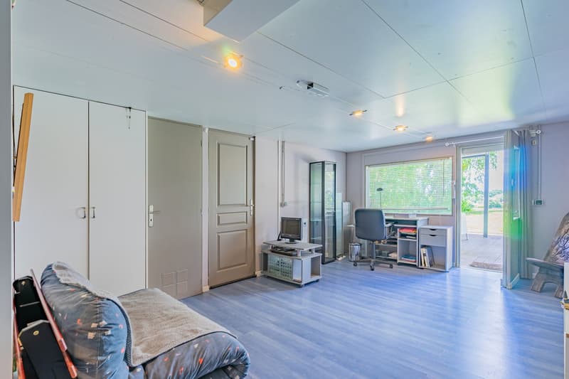 A 5 minuti dalla Svizzera – Villa di charme con studio indipendente e vista eccezionale (9)