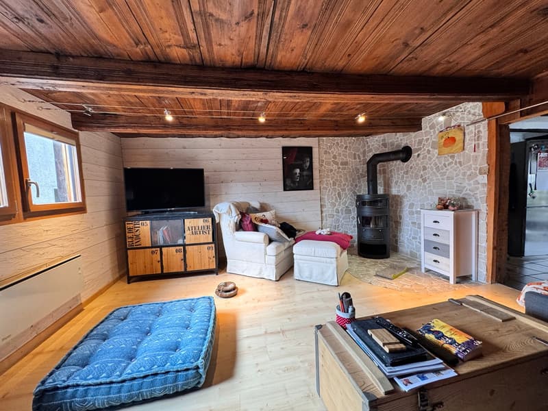 Maison mitoyenne rénovée vente résidence secondaire autorisé (5)