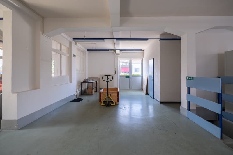 Grosszügige Gewerbeflächen – flexibel für Produktion, Lager & Büro (16)