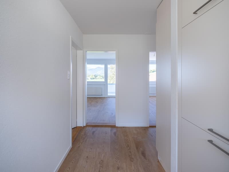 Erstbezug nach Sanierung – moderne 3-Zimmer-Wohnung mit Bergsicht (14)