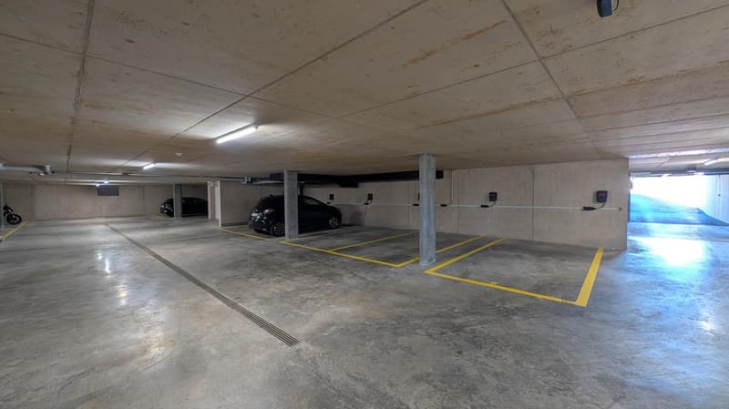 Einstellhallenplätze in Gümmenen zu vermieten (3)