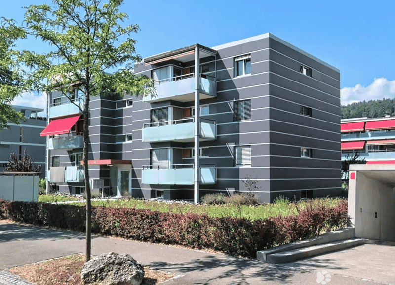 Charmantes 4.5-Zimmer-Wohnung zur Verkauf in Biel – Ruhige Lage mit schöner Aussicht (2)