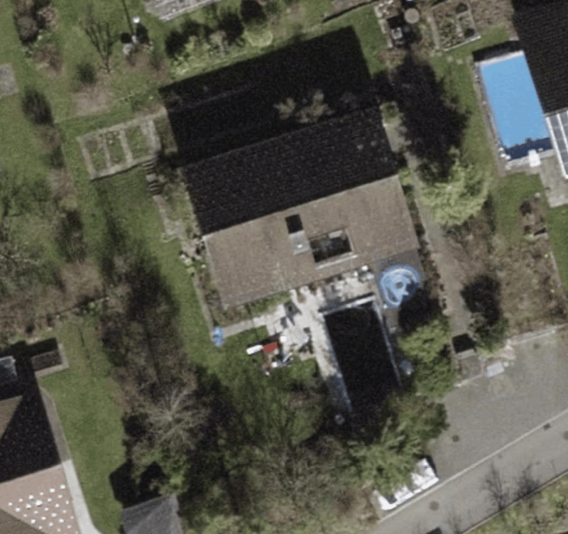 Charming 6-room single-family house with pool and Alpine view in Rüti (2)