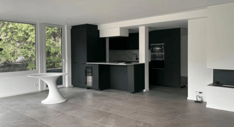 Appartement charmant de 3.5 pièces avec balcon et vue imprenable à Biel/Bienne (2)