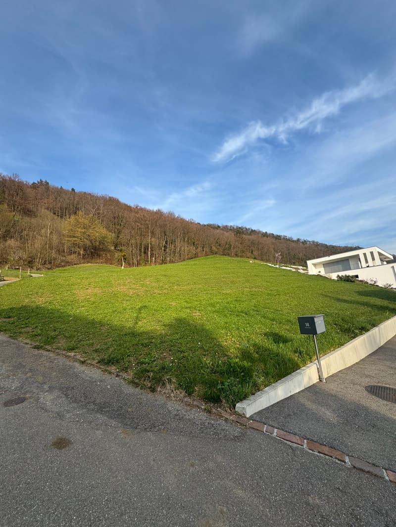 Attractive building land with panoramic view (3)