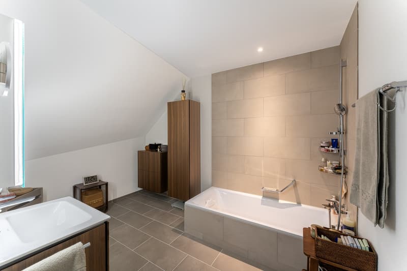 Maisonette familiale de 5½ pièces Minergie avec 2 places de garage dans un standard de construction exclusif (24)