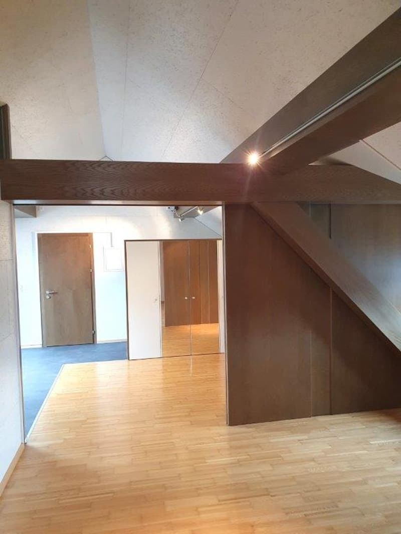 Wohnen mitten in Uster wie in einem Einfamilienhaus. (19)