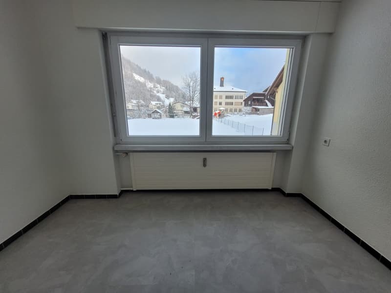 Renovated 3.5-room apartment in Rüti GL for rent (5)