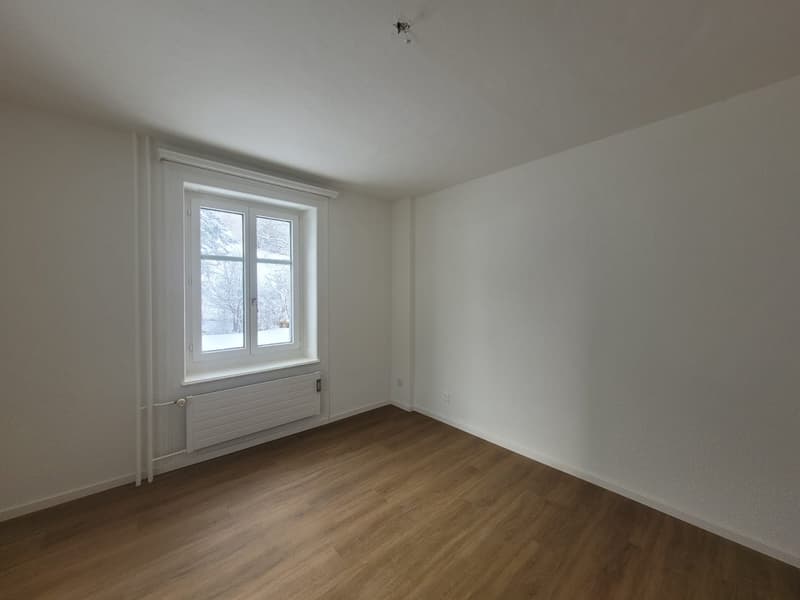 Renovated 3.5-room apartment in Rüti GL for rent (7)
